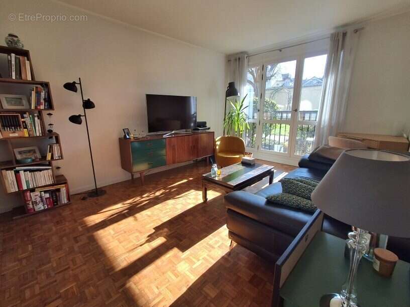 Appartement à FONTENAY-SOUS-BOIS