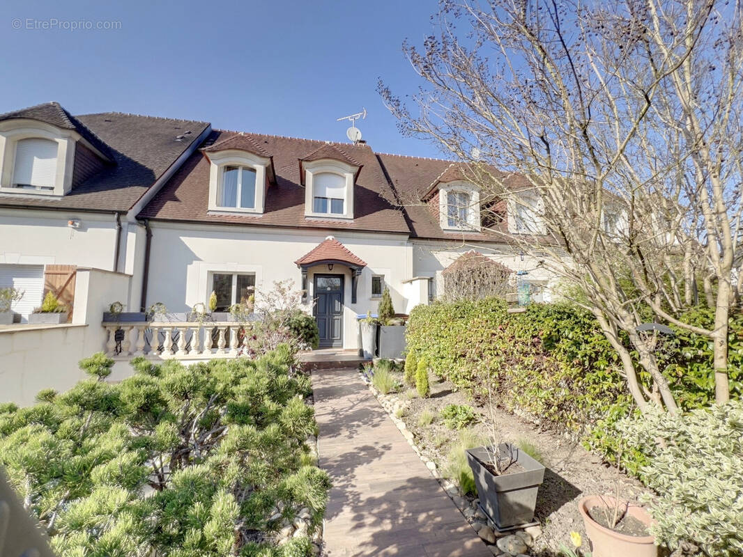 Maison à NOISY-LE-GRAND