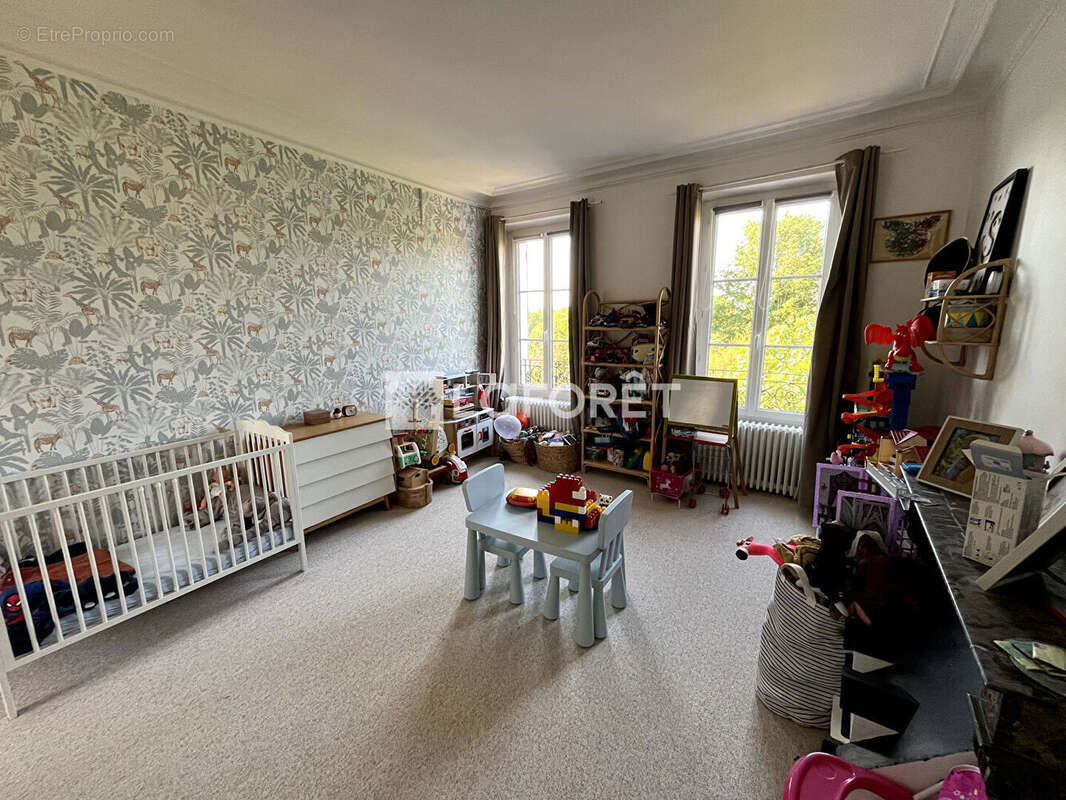 Maison à MEZY-SUR-SEINE