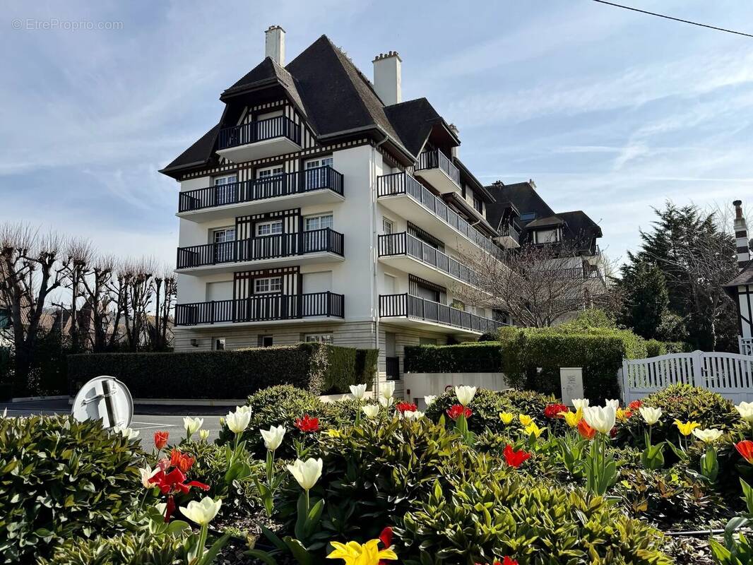 Appartement à HOULGATE