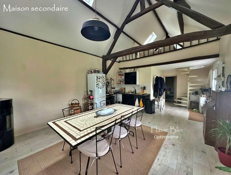 Maison à SYLVAINS-LES-MOULINS