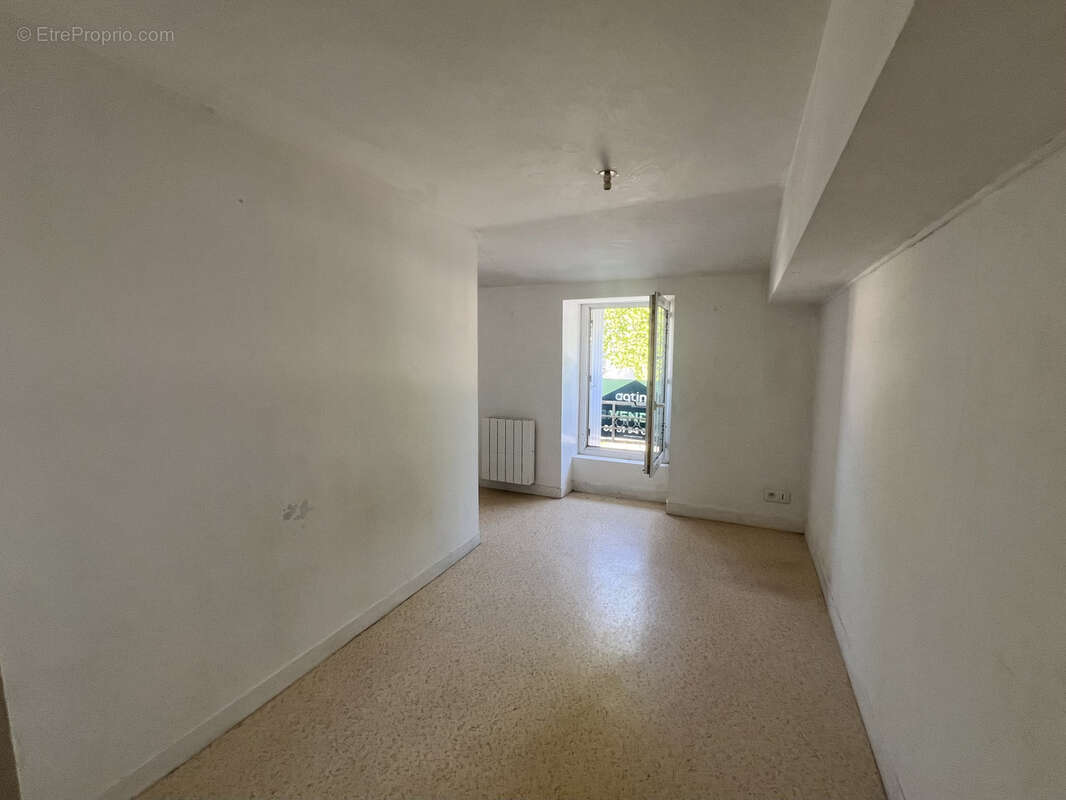 Appartement 50m2 avec jardin privatif - MONTAIGU VENDEE - photo 5