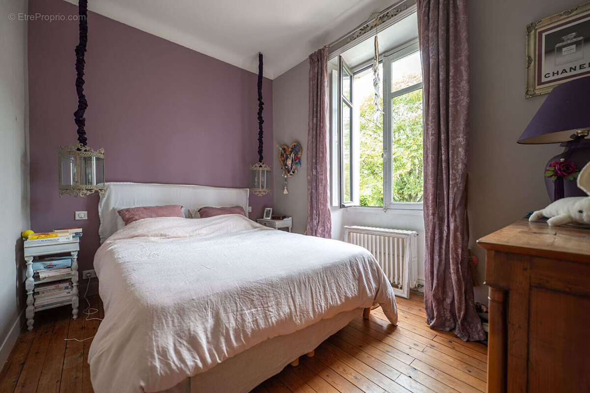 Belle maison de caractère à proximité immédiate de la place Canclaux - photo 8