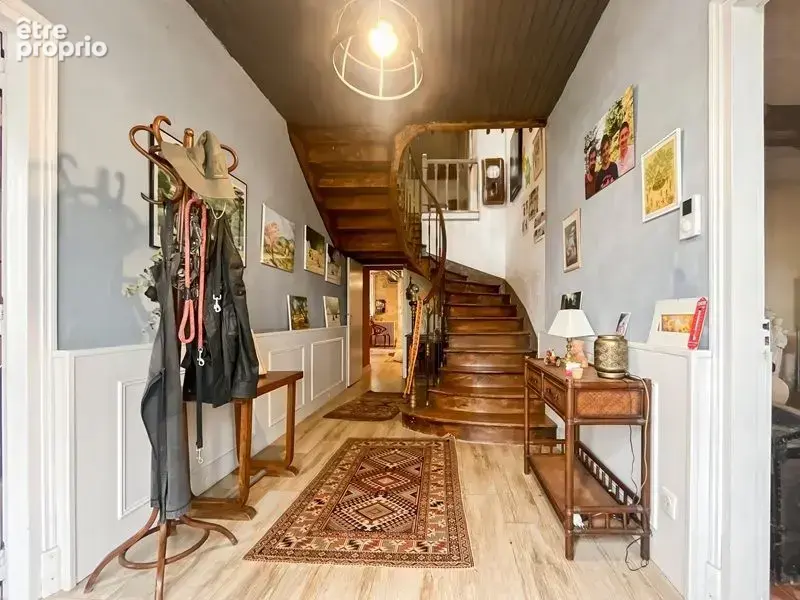 En campagne, sur le canton de LECTOURE, maison ancienne rénovée sur 230 m² habitables, terrain autour et dépendances - photo 5