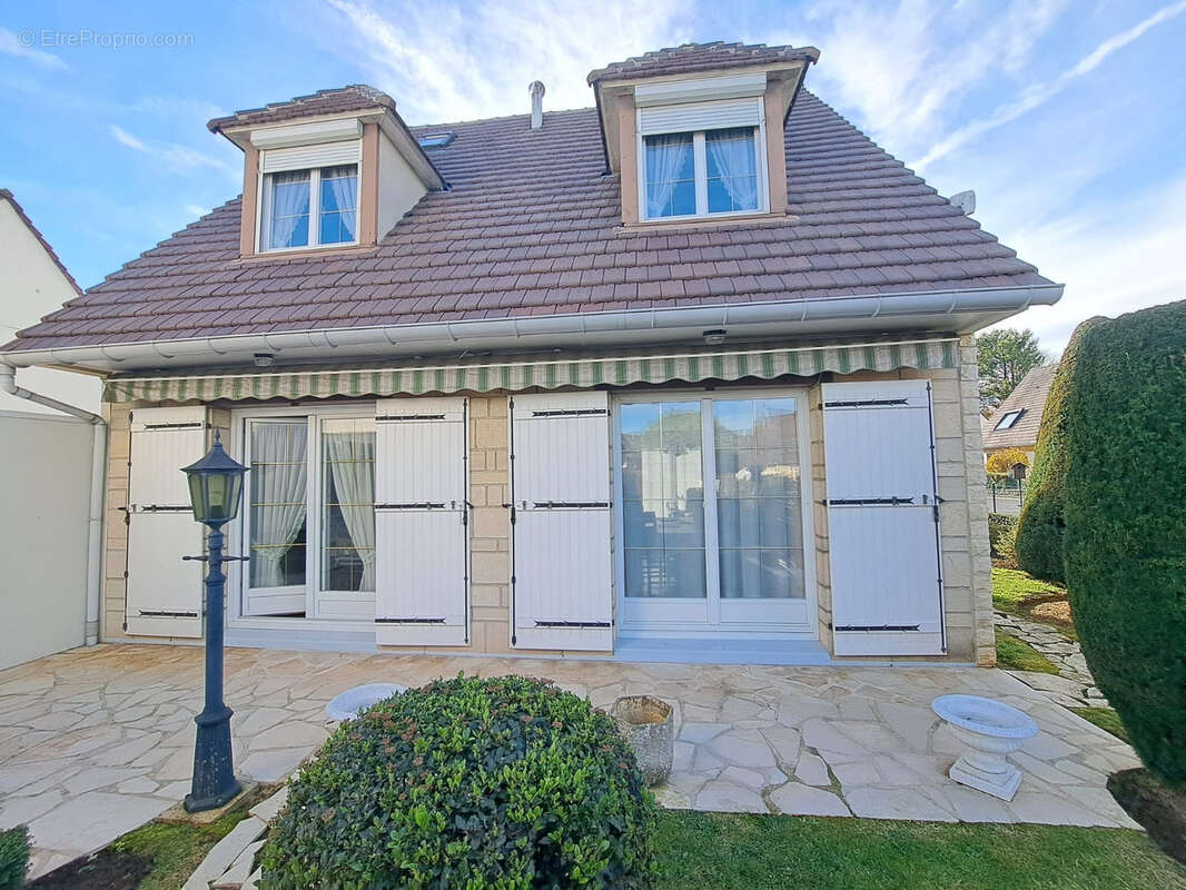 Maison à Senlis 4 chambres jardin - photo 2