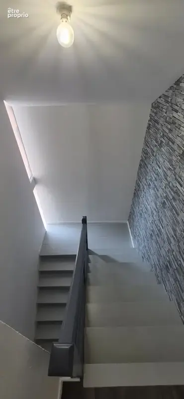 Appartement rénové à vendre 4 pièces BON ENCONTRE (47), proche à pied de toutes les commodités - photo 7