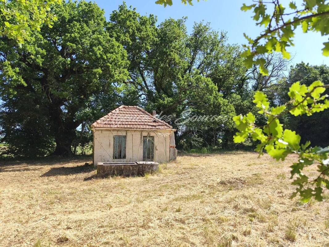 Maison à ESPARRON