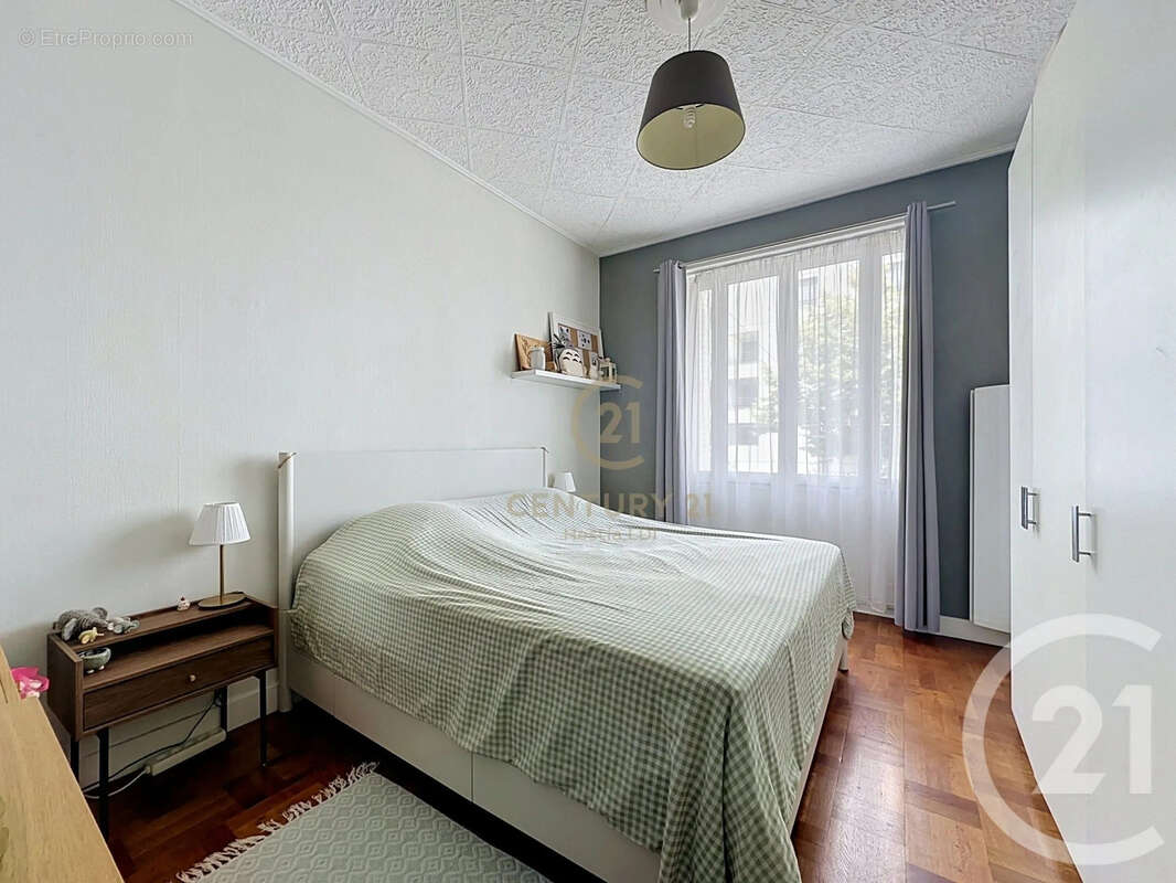 Appartement à LYON-8E