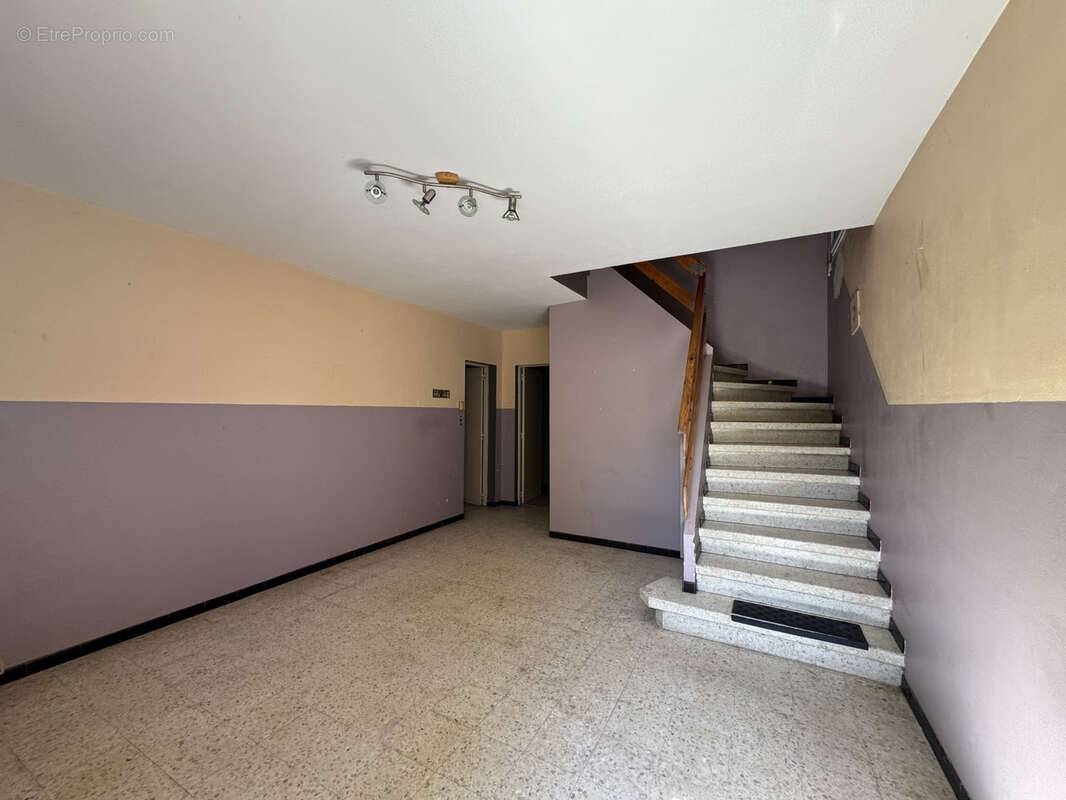 Maison à COURSAN