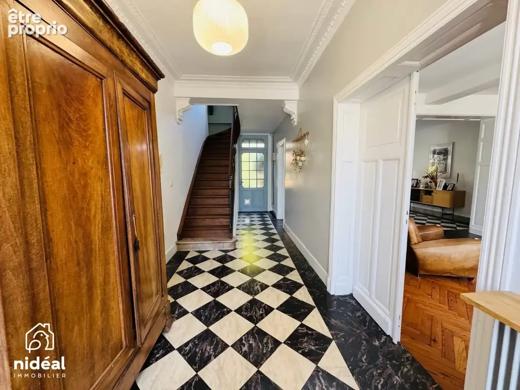 Maison 8 pièces 270 m² à vendre à Raismes (59590) - photo 2