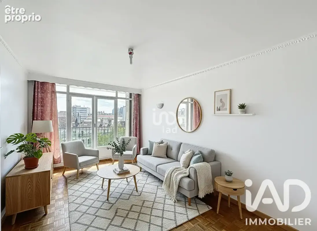 Photo 1 - Appartement à PARIS-18E
