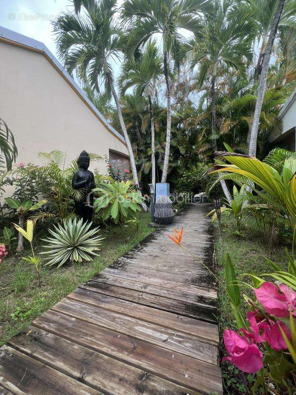 Maison à SAINTE-ANNE