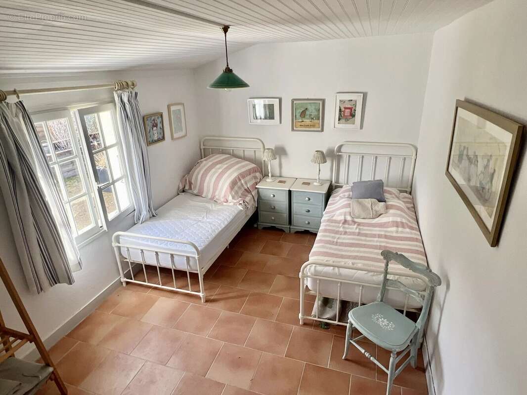 Maison à CONFOLENS