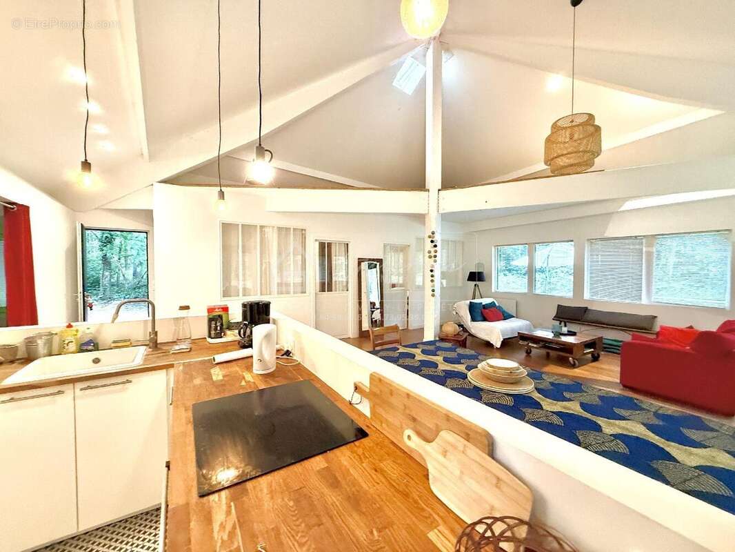 Maison à NOISY-SUR-ECOLE