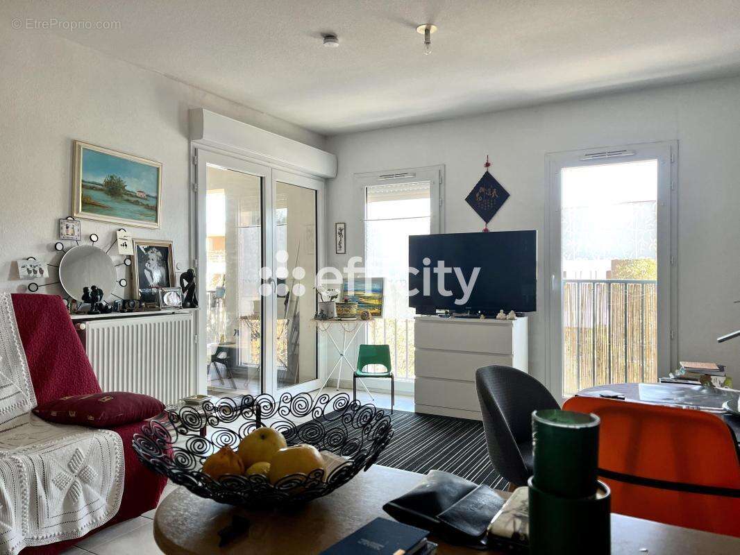 Appartement à JUVIGNAC