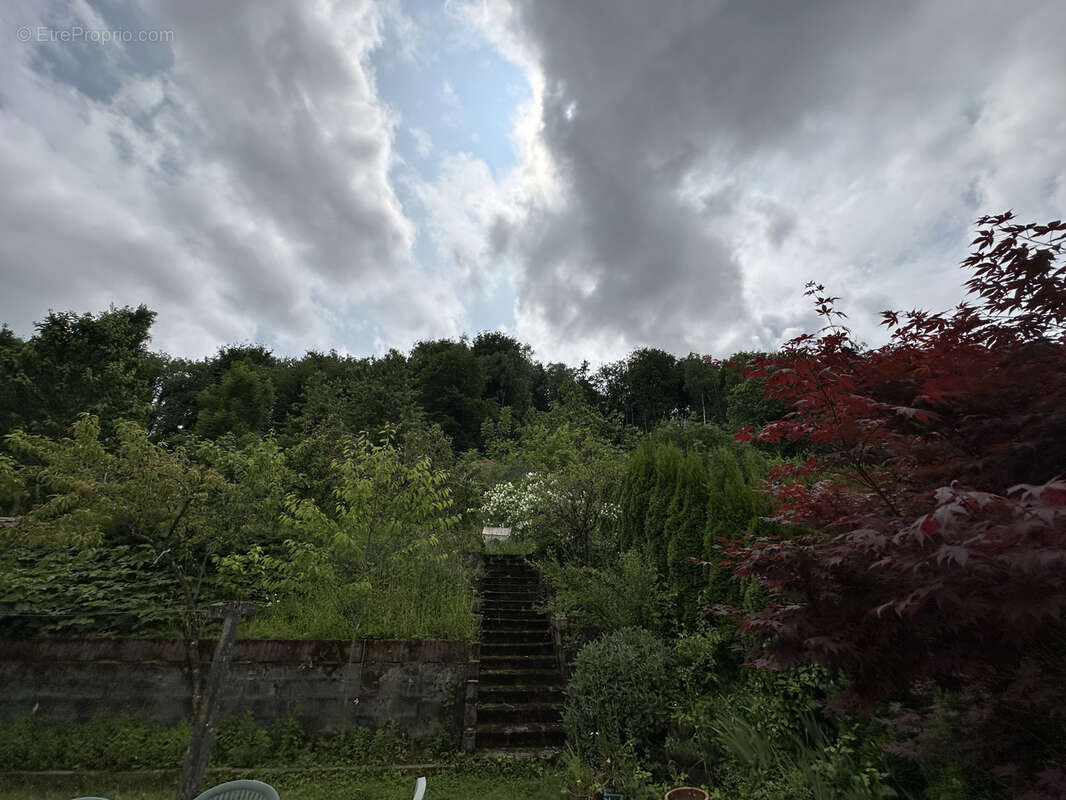 Maison à CHARENCY-VEZIN