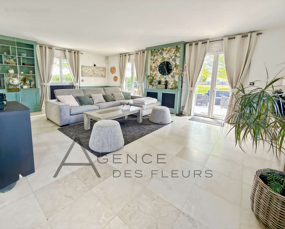 Maison à LE THUIT-SIGNOL