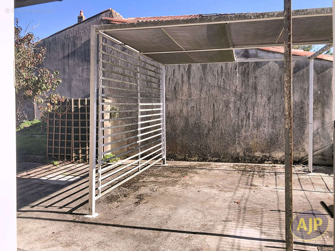 Maison à SAINT-LEGER-SOUS-CHOLET