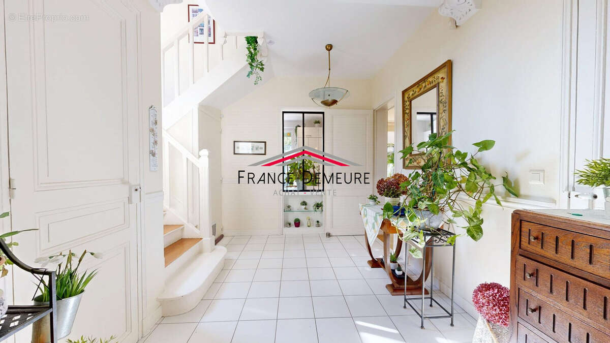 Maison à L&#039;ISLE-ADAM