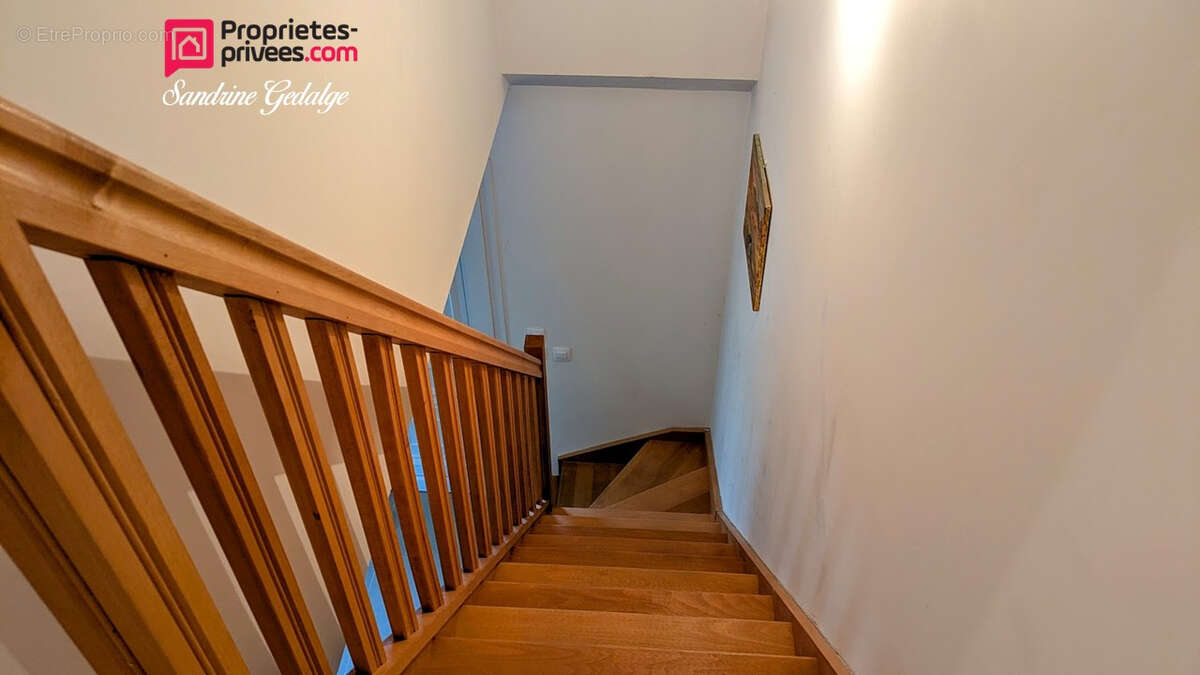 Maison à ONS-EN-BRAY