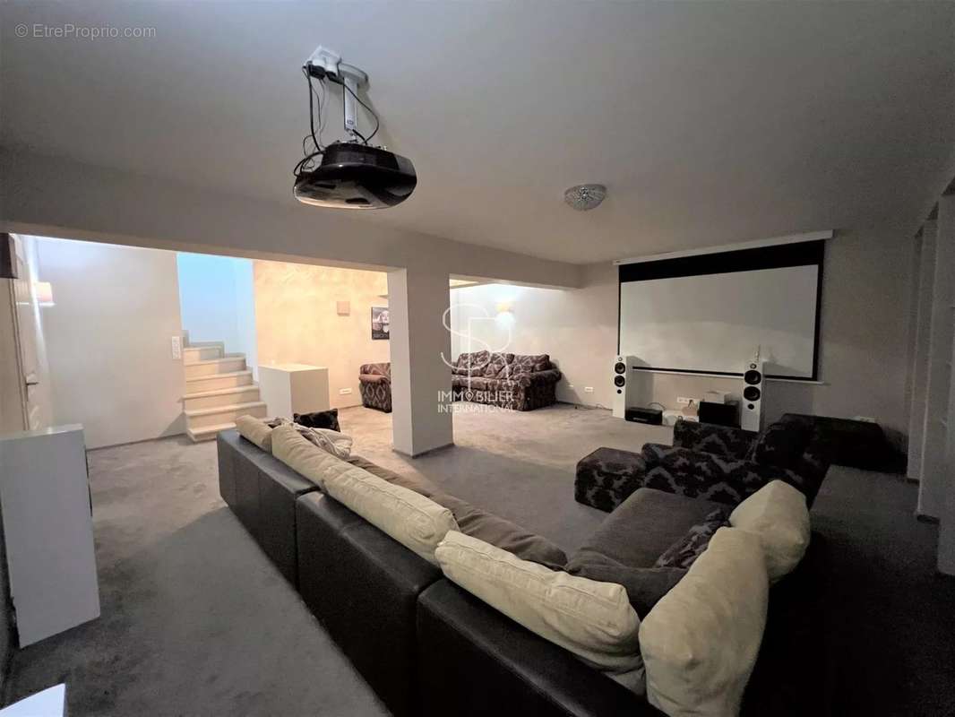 Maison à VILLENEUVE-LOUBET