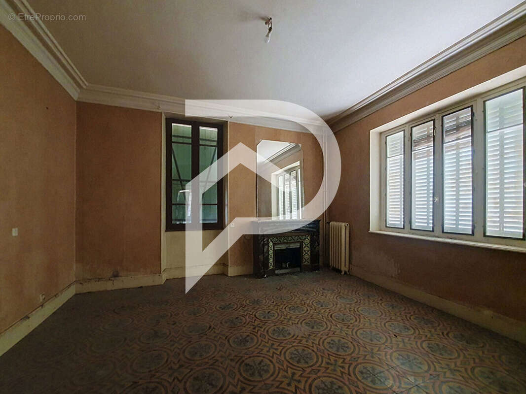 Maison et terrain à vendre Sauzet 12 pièce(s) 276 m2 - photo 5