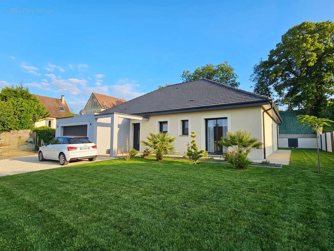 Maison à AUNAY-SOUS-AUNEAU