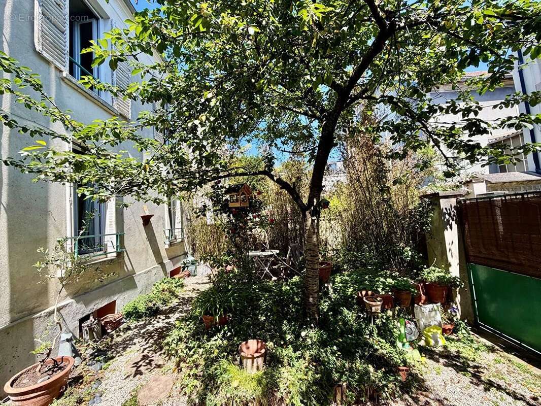 Maison à BOIS-COLOMBES