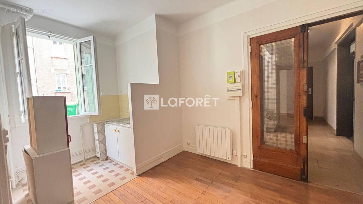 Appartement à PARIS-20E