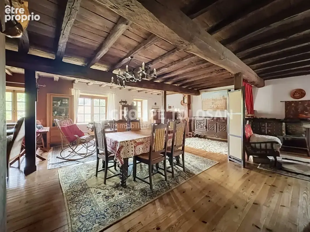 Maison 208 m² à Bourg-Saint-Bernard  - photo 5