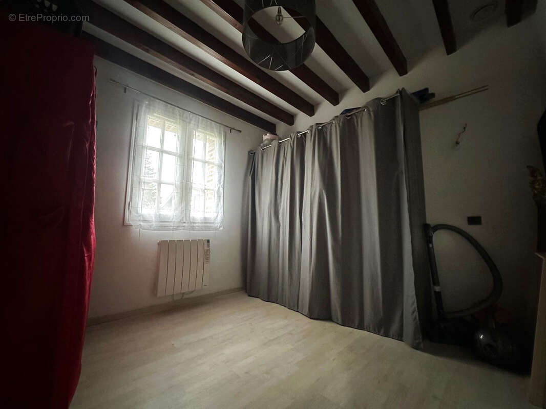 Maison à SAINT-MICHEL-DE-RIEUFRET