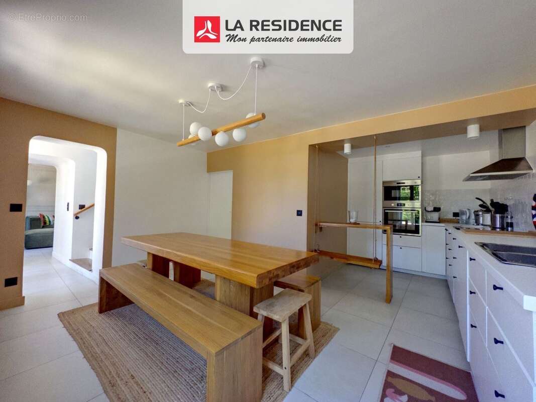 Maison 154 m² à Arthies  - photo 4