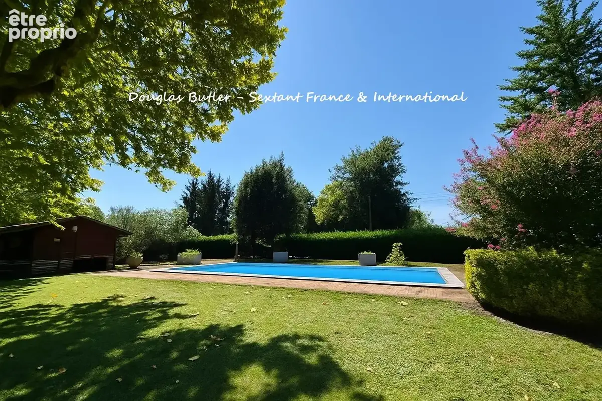 Elegante propriete avec parc et piscine, vue sue la Dordogne - photo 26