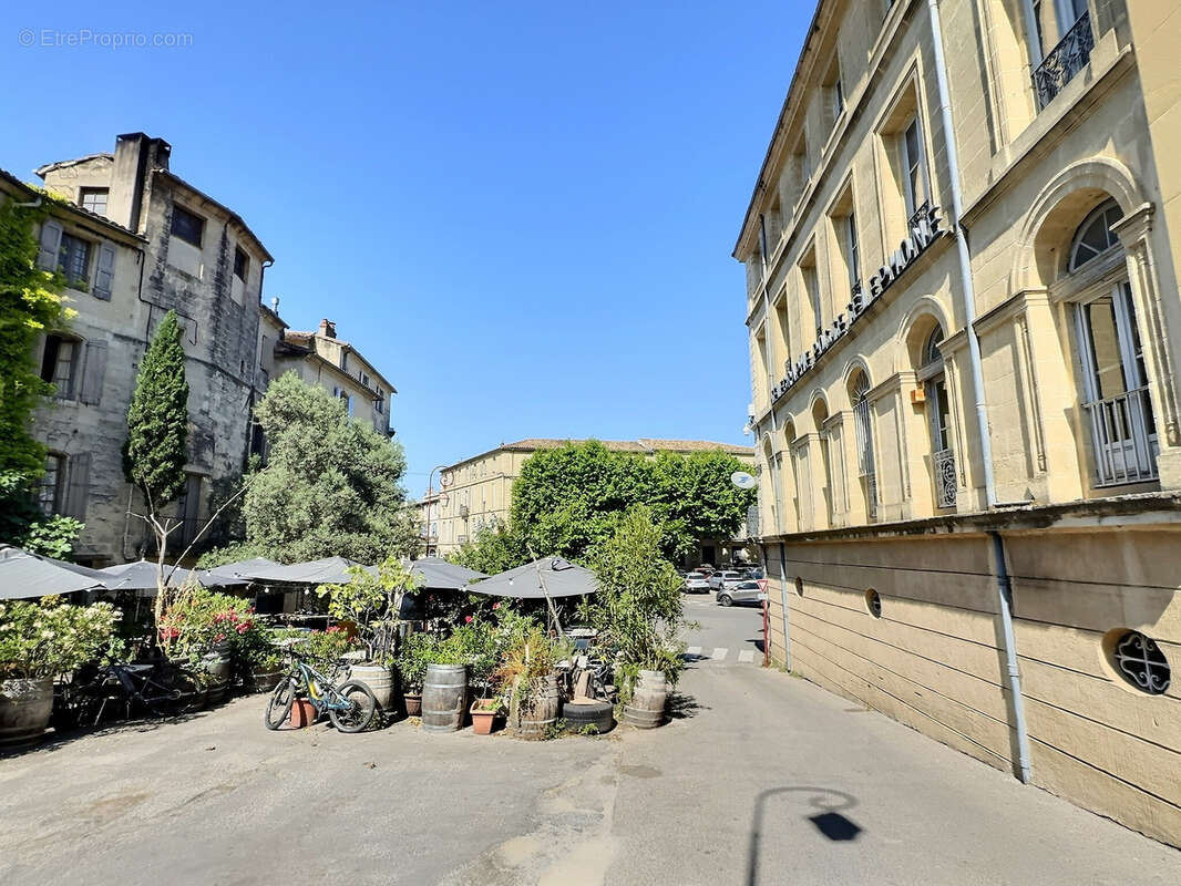 Commerce à SOMMIERES