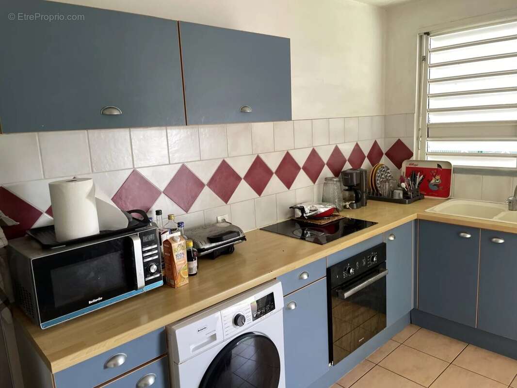 Appartement à BAIE-MAHAULT