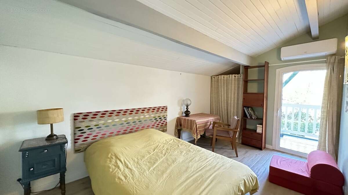 Maison landaise de type t7 de 140 m2 proche du golf - photo 18