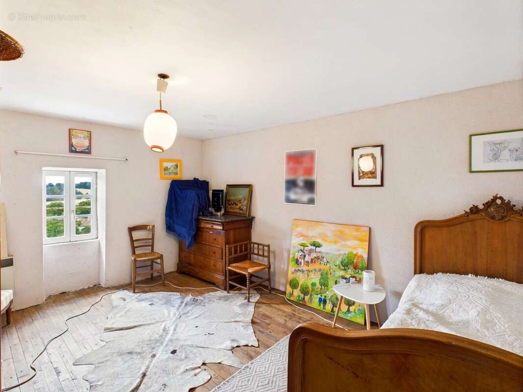 Maison de campagne surélevée avec grande grange et plus de 3 hectares de terrain - photo 14