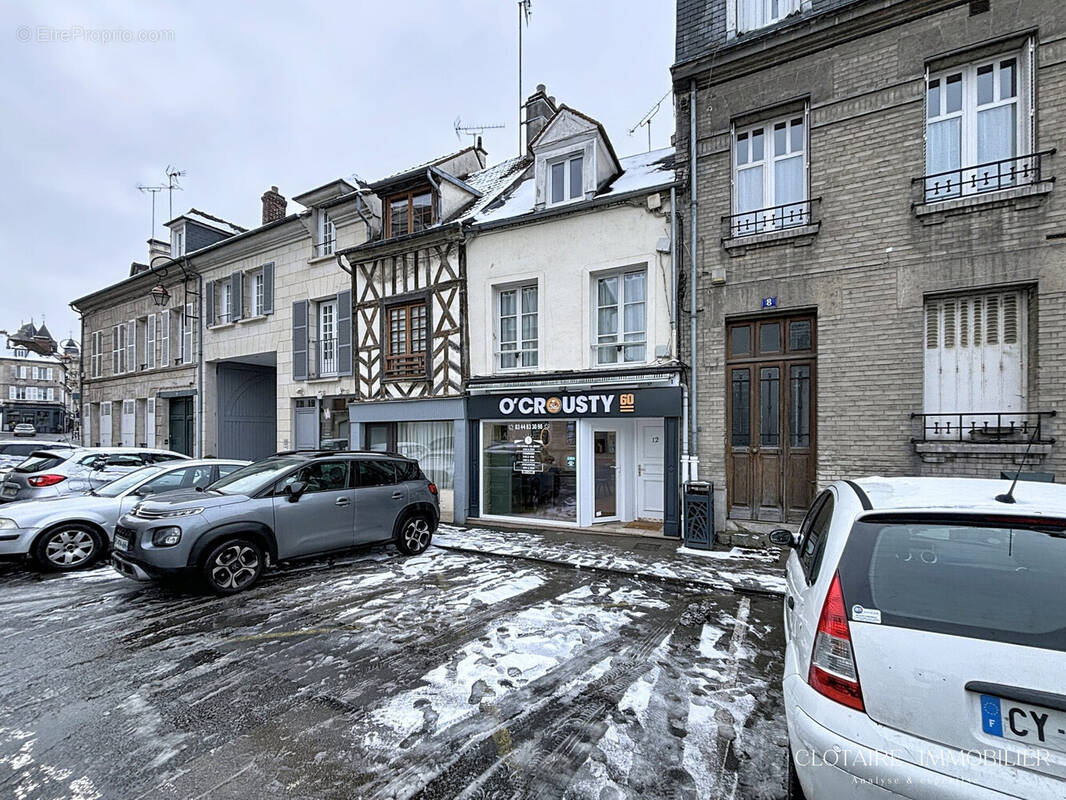 Appartement à COMPIEGNE