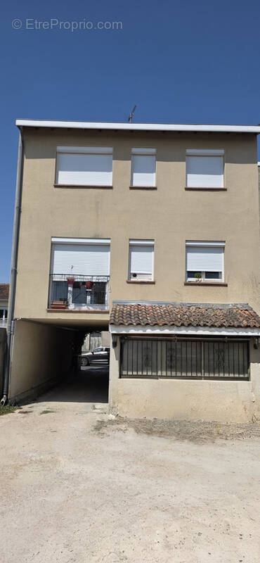 Appartement à FROUZINS