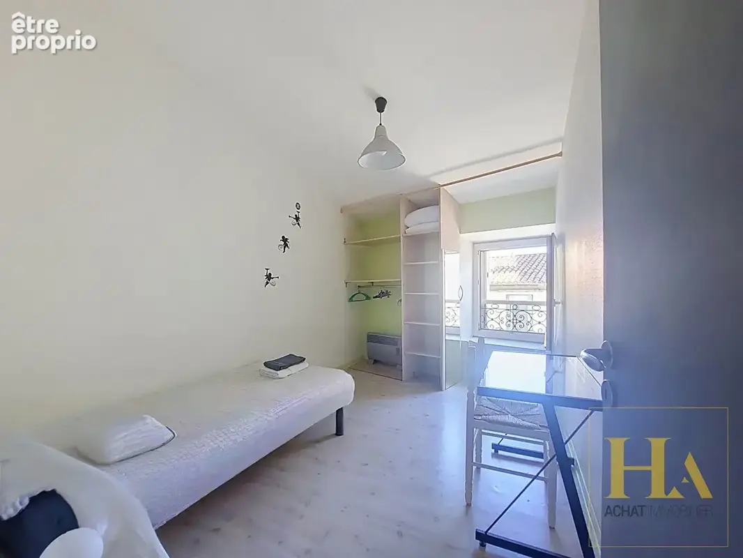 Un duplex atypique plein de charme à deux pas du centre-ville ! - photo 7