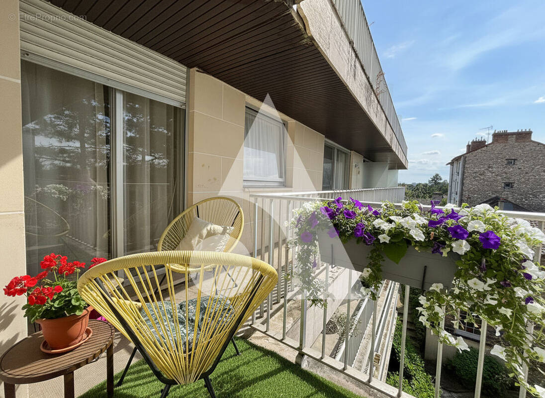 Appartement à ENGHIEN-LES-BAINS