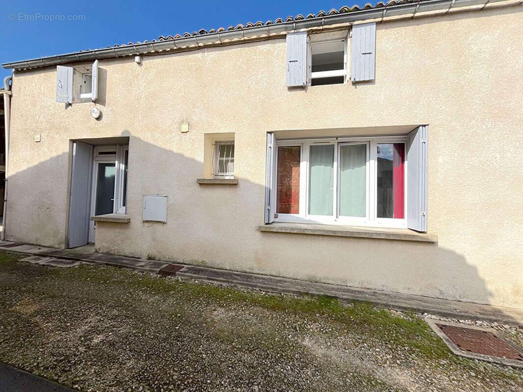 Appartement à SAUJON