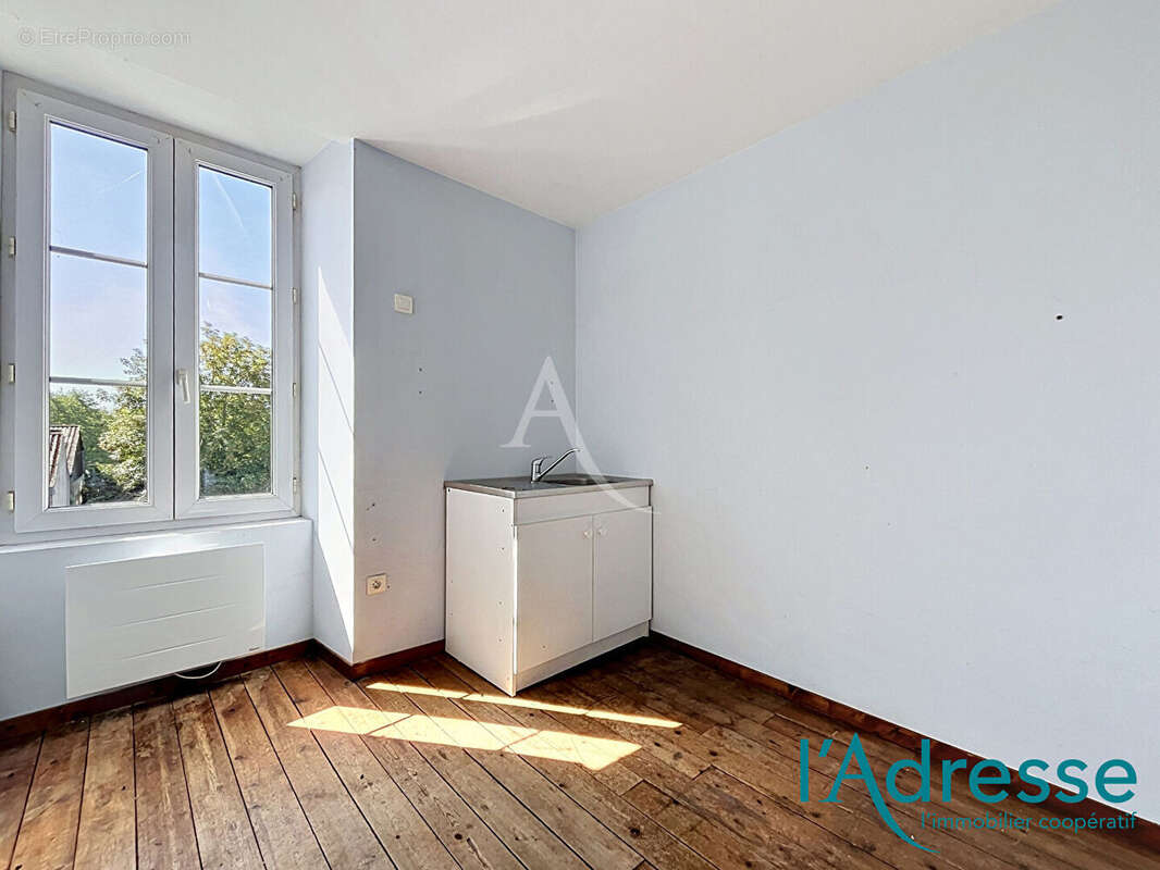 Maison Montjean 183m2 avec terrain - photo 10