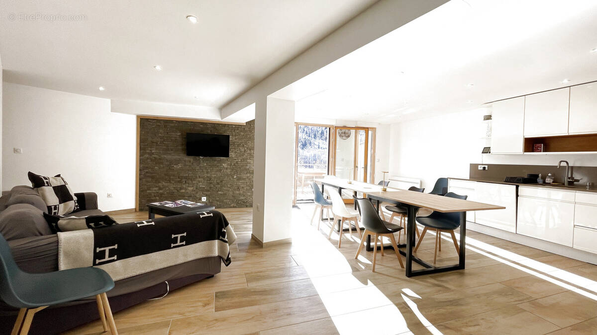 Appartement à ISOLA