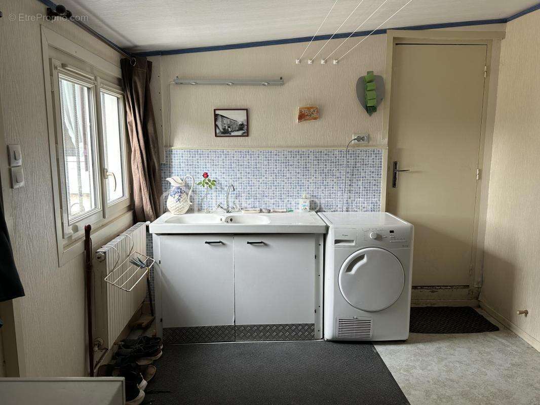 Maison à FLEURY-LES-AUBRAIS