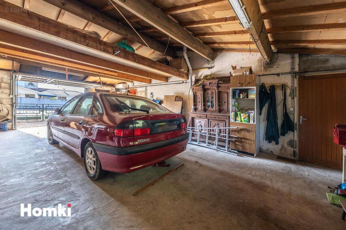 Maison à BLANQUEFORT