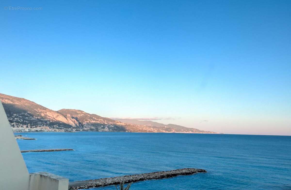 Appartement à ROQUEBRUNE-CAP-MARTIN