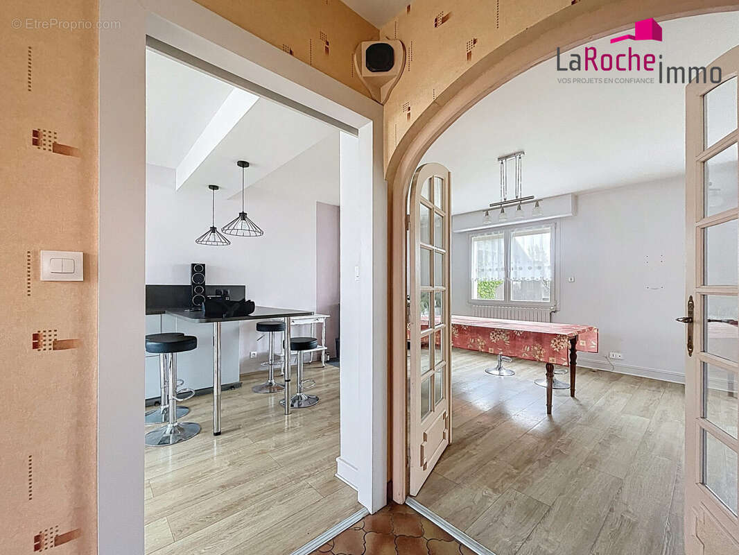 Maison 130 m² à Plouescat  - photo 3