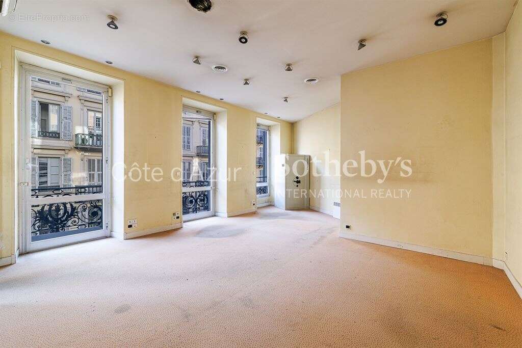 Nice Carré d'or, plateau de 300m² dans élégant immeuble bourgeois - photo 12
