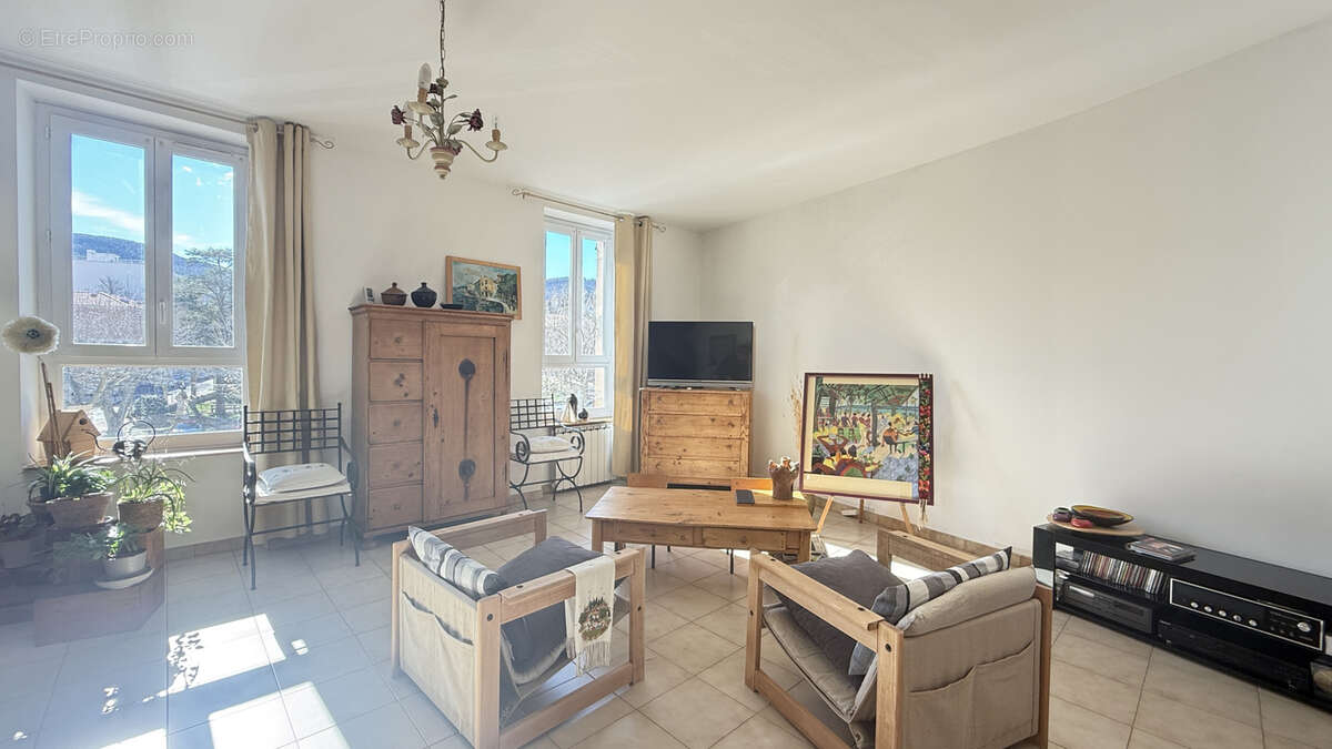 Appartement à APT